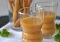 Sweet potato soup with lime-cilantro-breadsticks