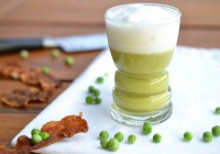 Pea cappuccino with bacon topping